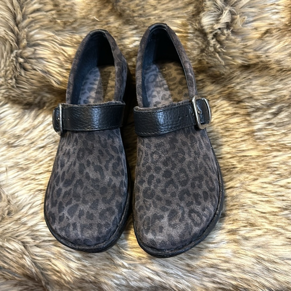 Born shoes. Cool color scheme - Picture 2 of 5